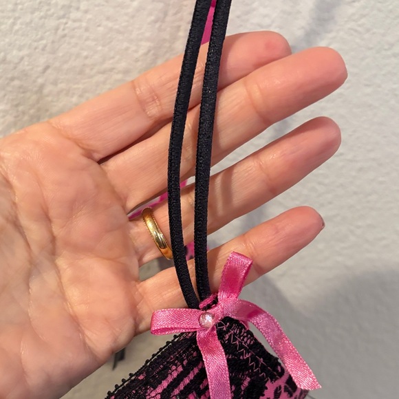 Pink Leopard Print Bra with Black Lace Trim - Picture 3 of 7